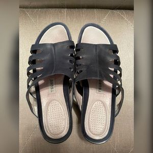 TSUBO Women's Sirona Platform Sandal sz 8